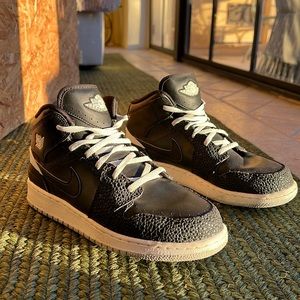 COPY - Air Jordan’s - Women’s 7.5 - Men’s 5.5